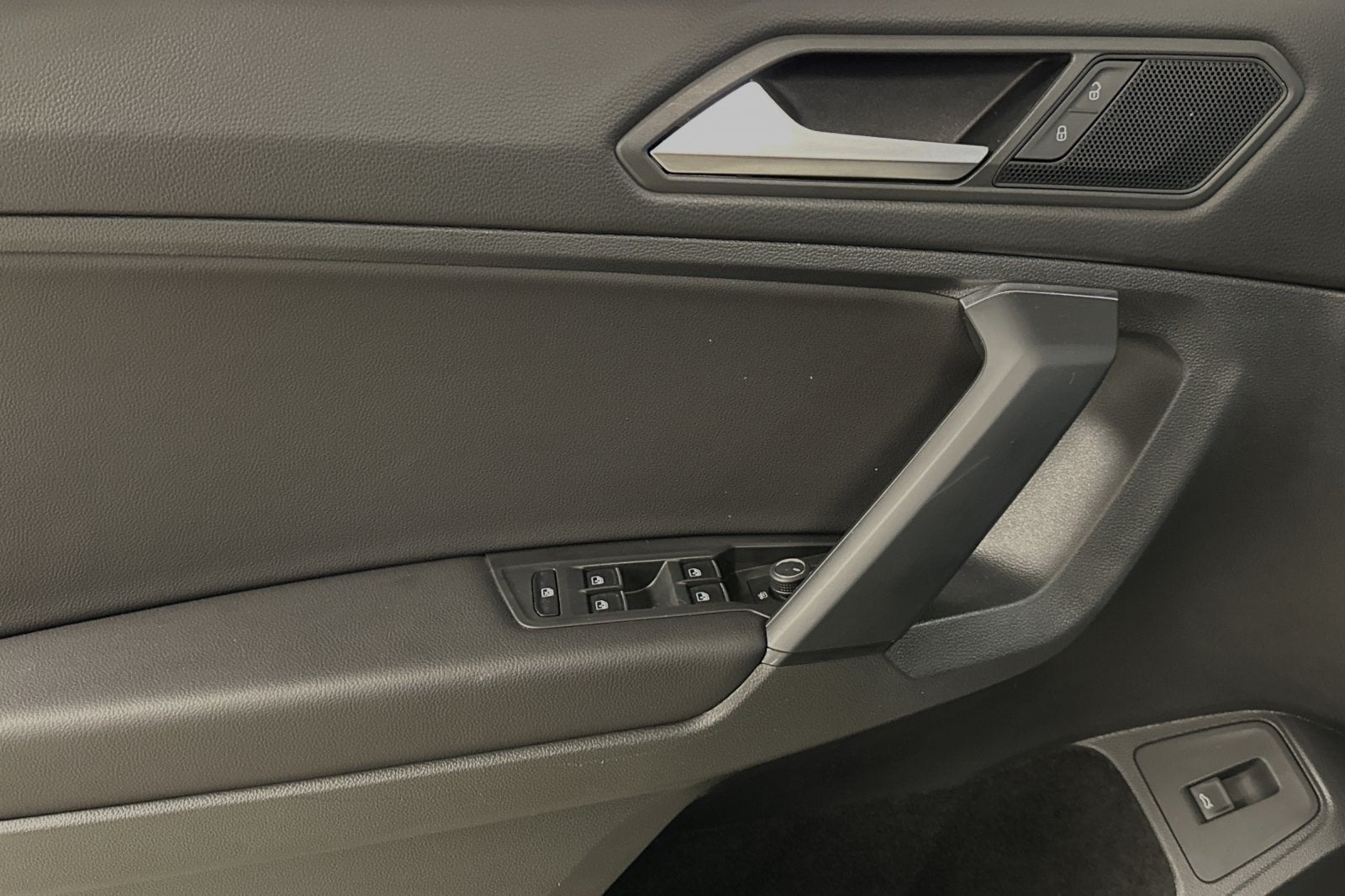 2019 Volkswagen Tiguan 2.0T SEL R-Line 4Motion