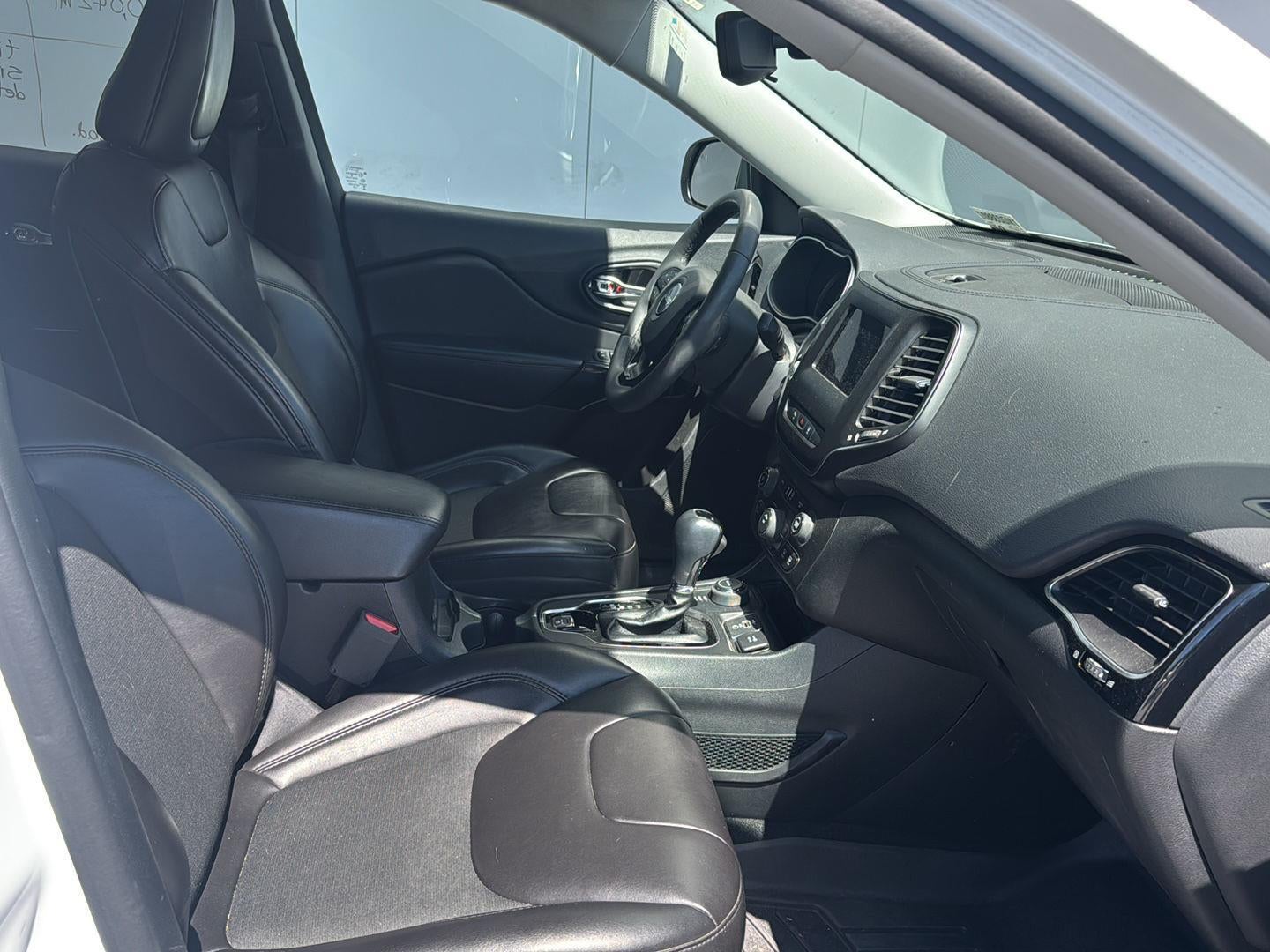 2021 Jeep Cherokee Altitude