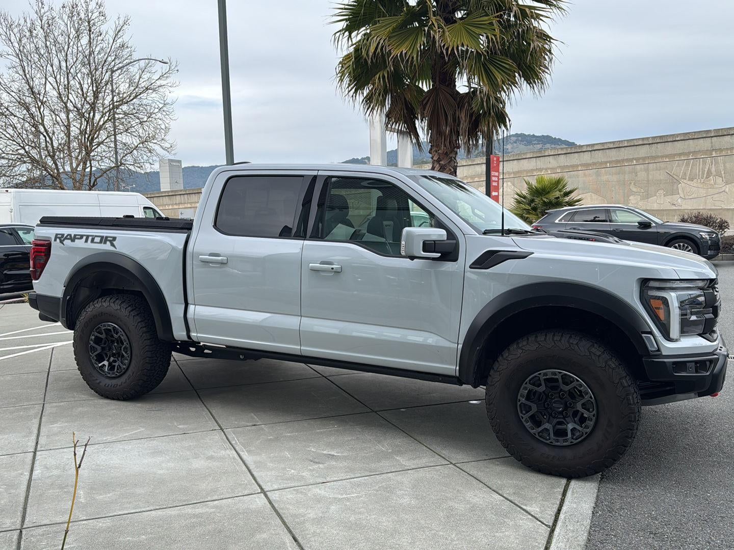 2025 Ford F-150 Raptor R