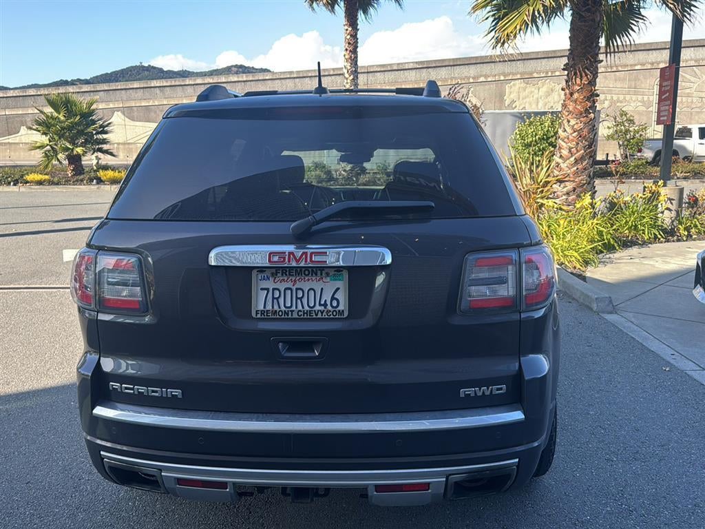 2016 GMC Acadia Denali