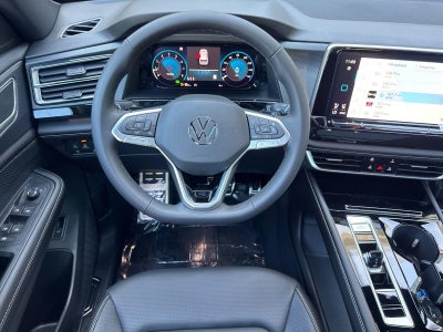 2026 Volkswagen Atlas Cross Sport 2.0T SEL R-Line Black