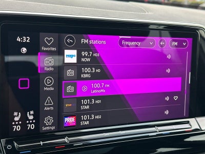 2024 Volkswagen Atlas Cross Sport 2.0T SEL R-Line