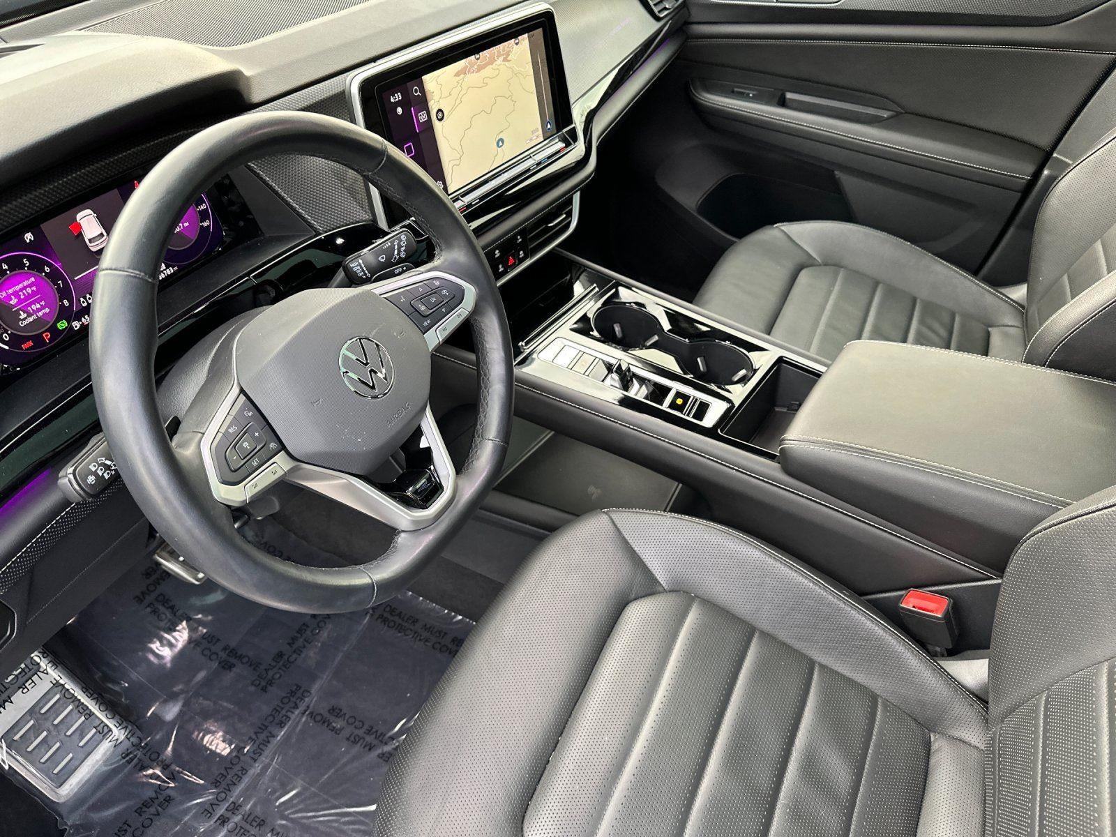 2024 Volkswagen Atlas Cross Sport 2.0T SEL R-Line