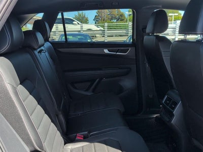 2024 Volkswagen Atlas Cross Sport 2.0T SEL R-Line