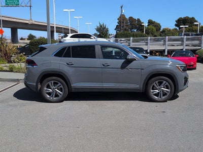 2024 Volkswagen Atlas Cross Sport 2.0T SEL R-Line