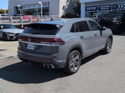 2024 Volkswagen Atlas Cross Sport 2.0T SEL R-Line