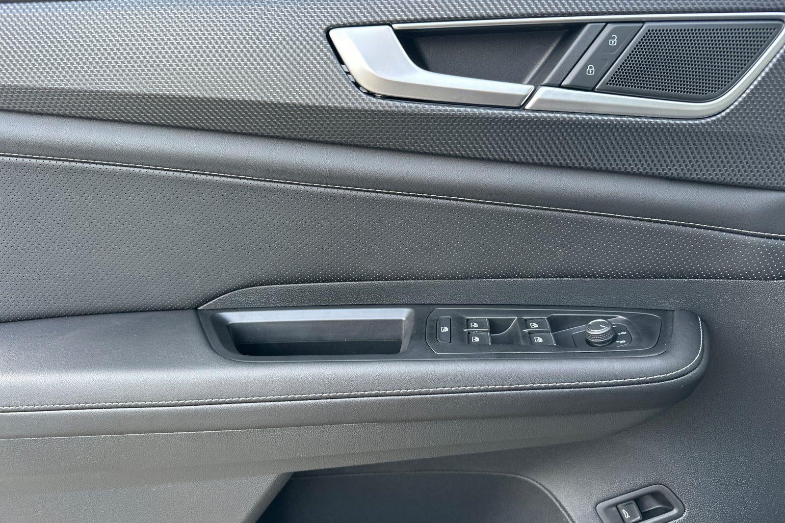 2026 Volkswagen Atlas Cross Sport 2.0T SEL