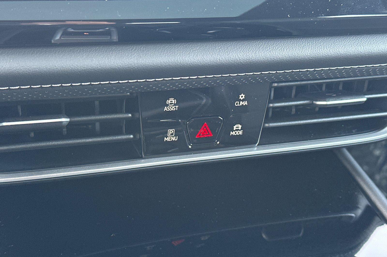 2026 Volkswagen Atlas Cross Sport 2.0T SEL