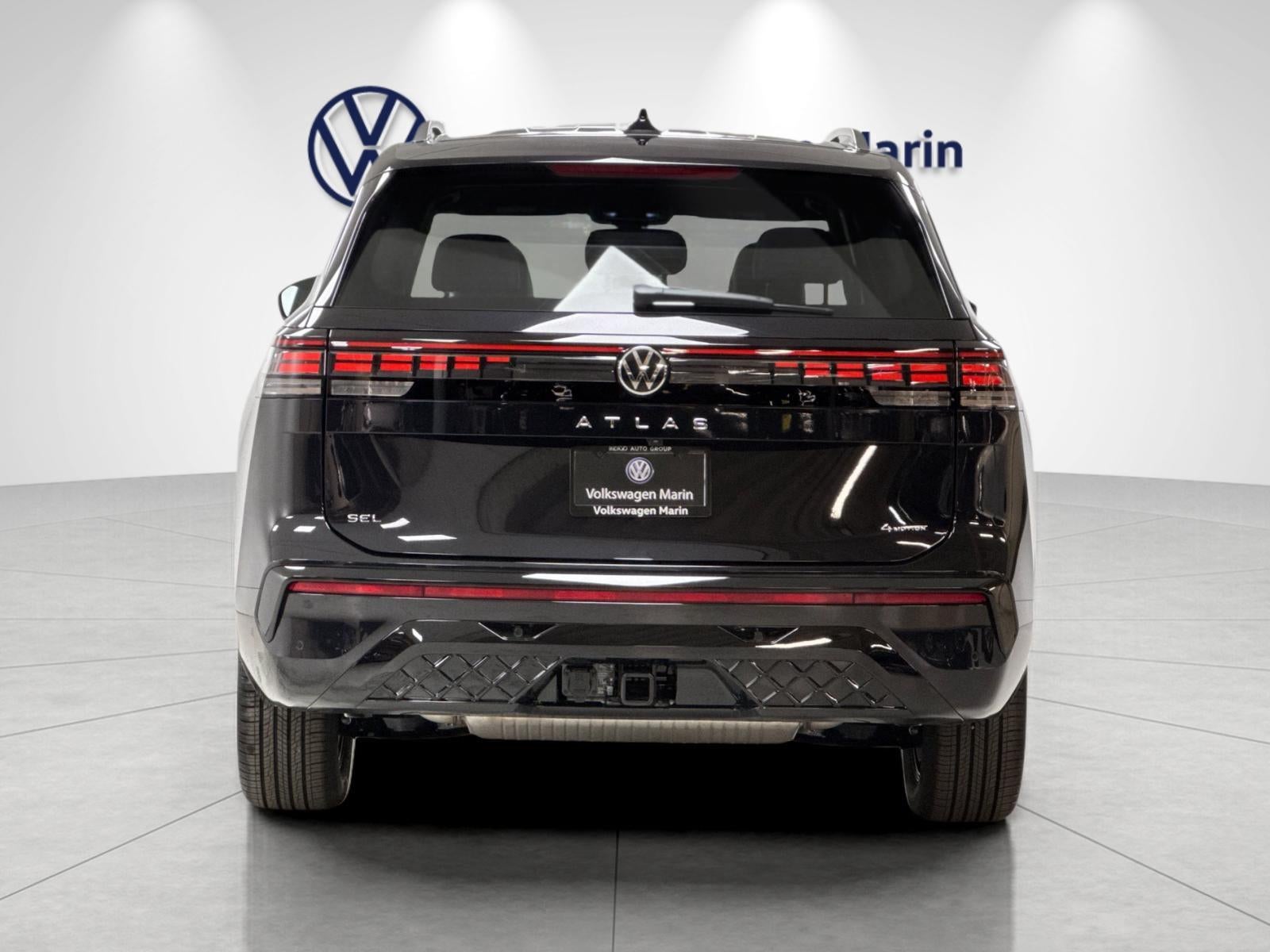 2027 Volkswagen Atlas SEL R-Line