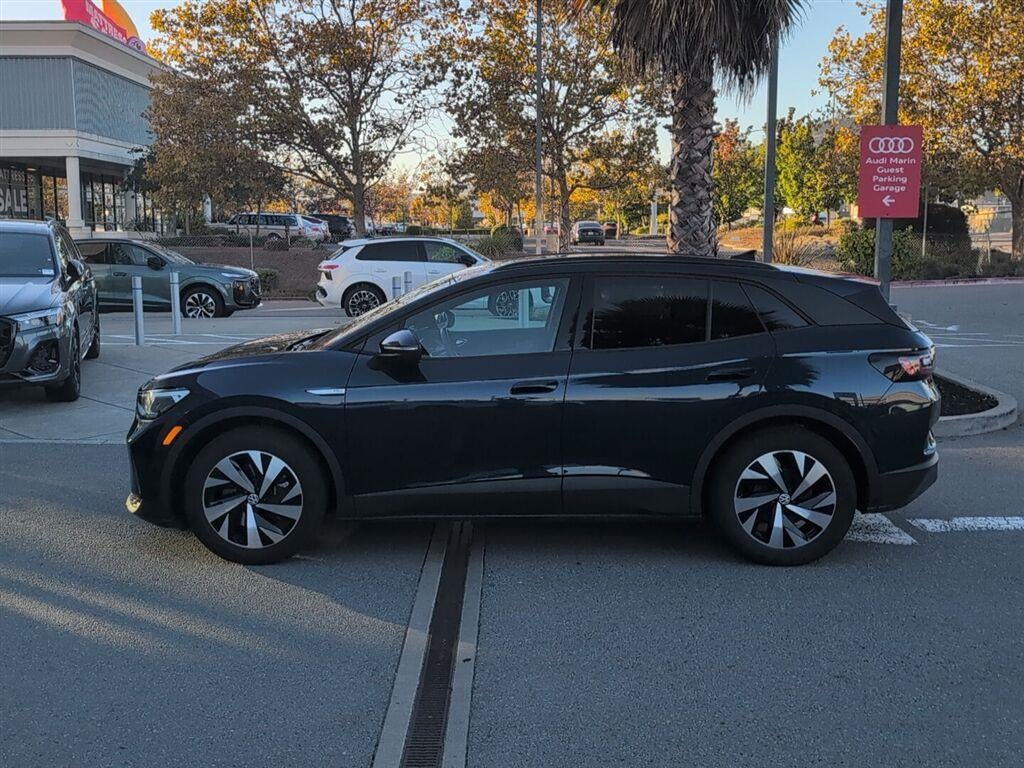 2023 Volkswagen ID.4 Pro