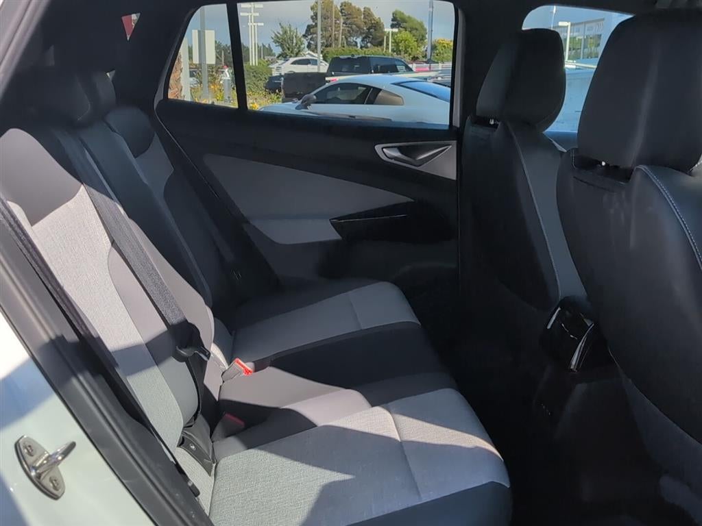 2023 Volkswagen Id.4 Pro