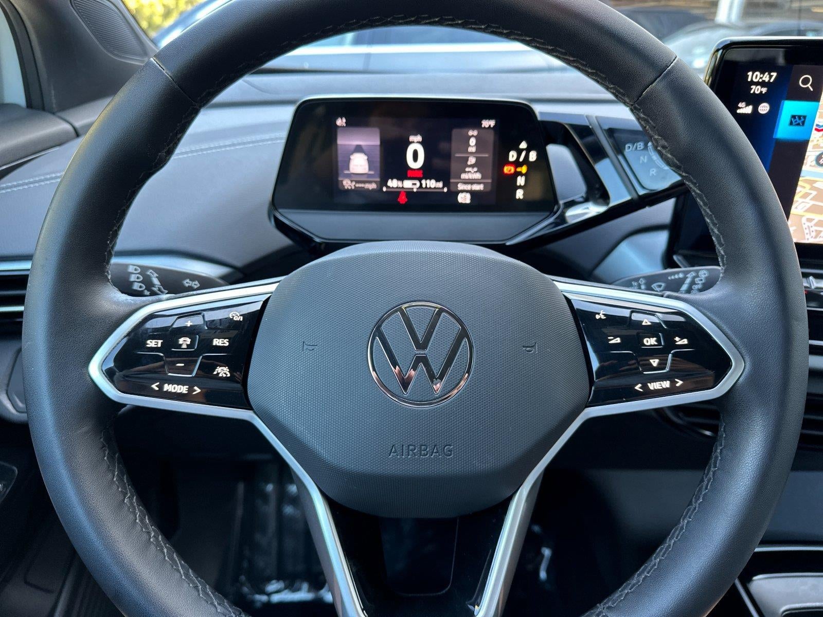 2023 Volkswagen ID.4 Pro
