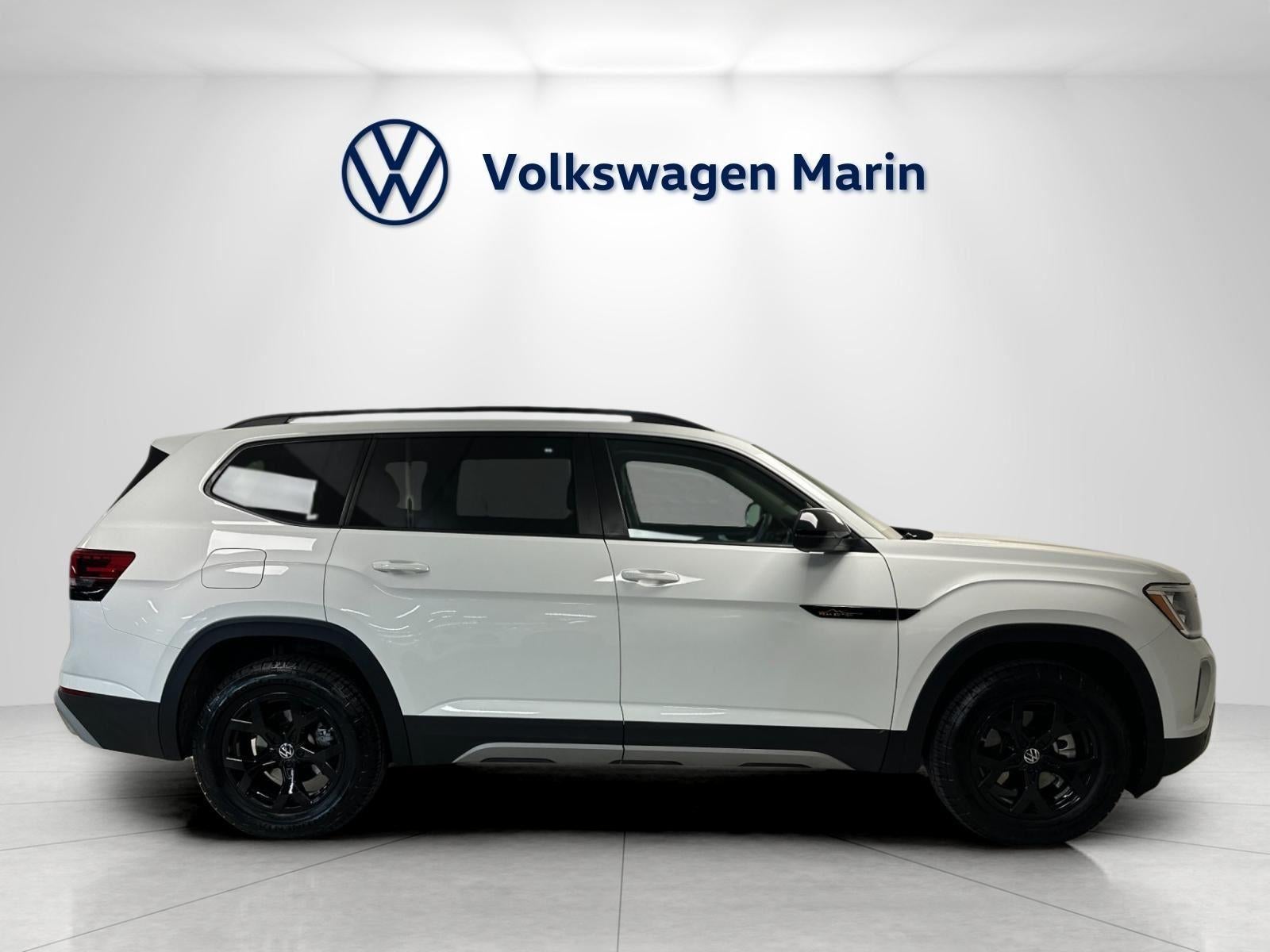 2025 Volkswagen Atlas 2.0T Peak Edition