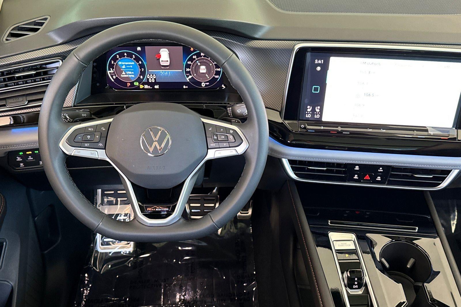 2025 Volkswagen Atlas 2.0T Peak Edition