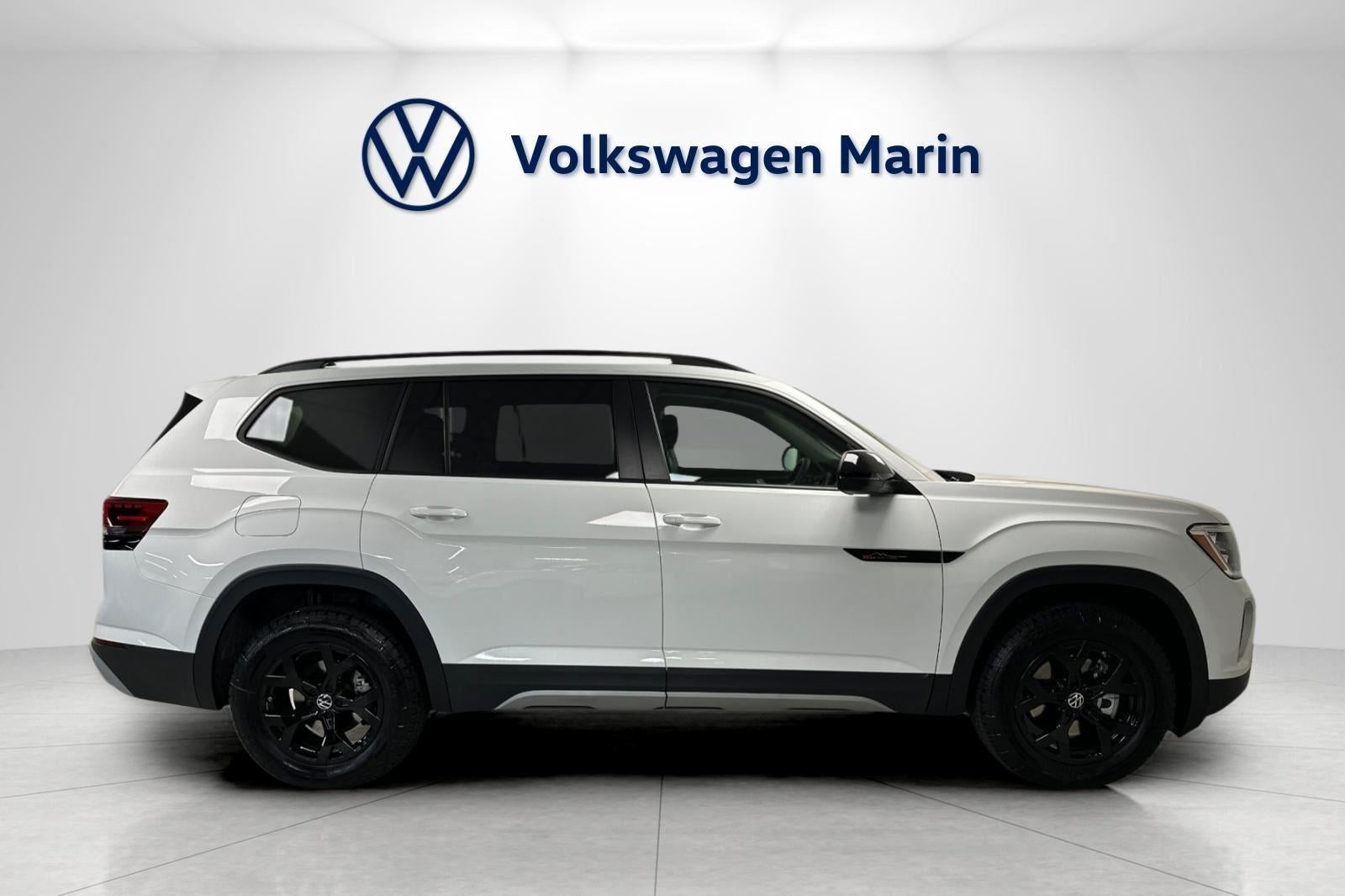 2025 Volkswagen Atlas 2.0T Peak Edition