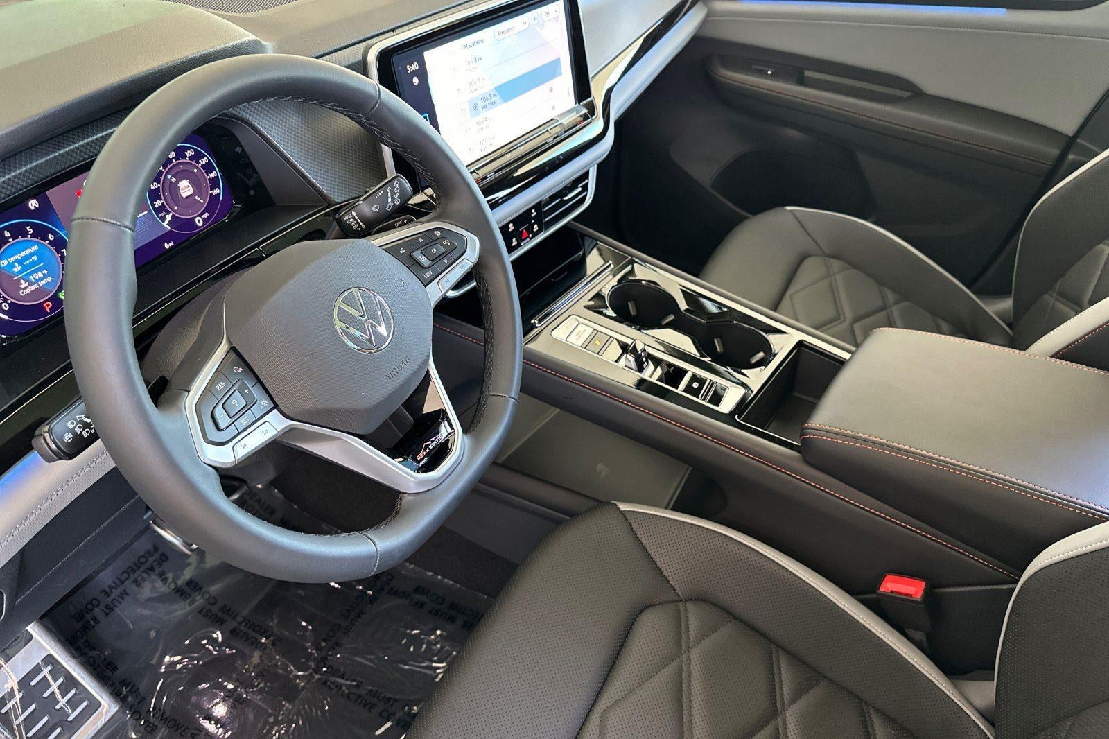 2025 Volkswagen Atlas 2.0T Peak Edition