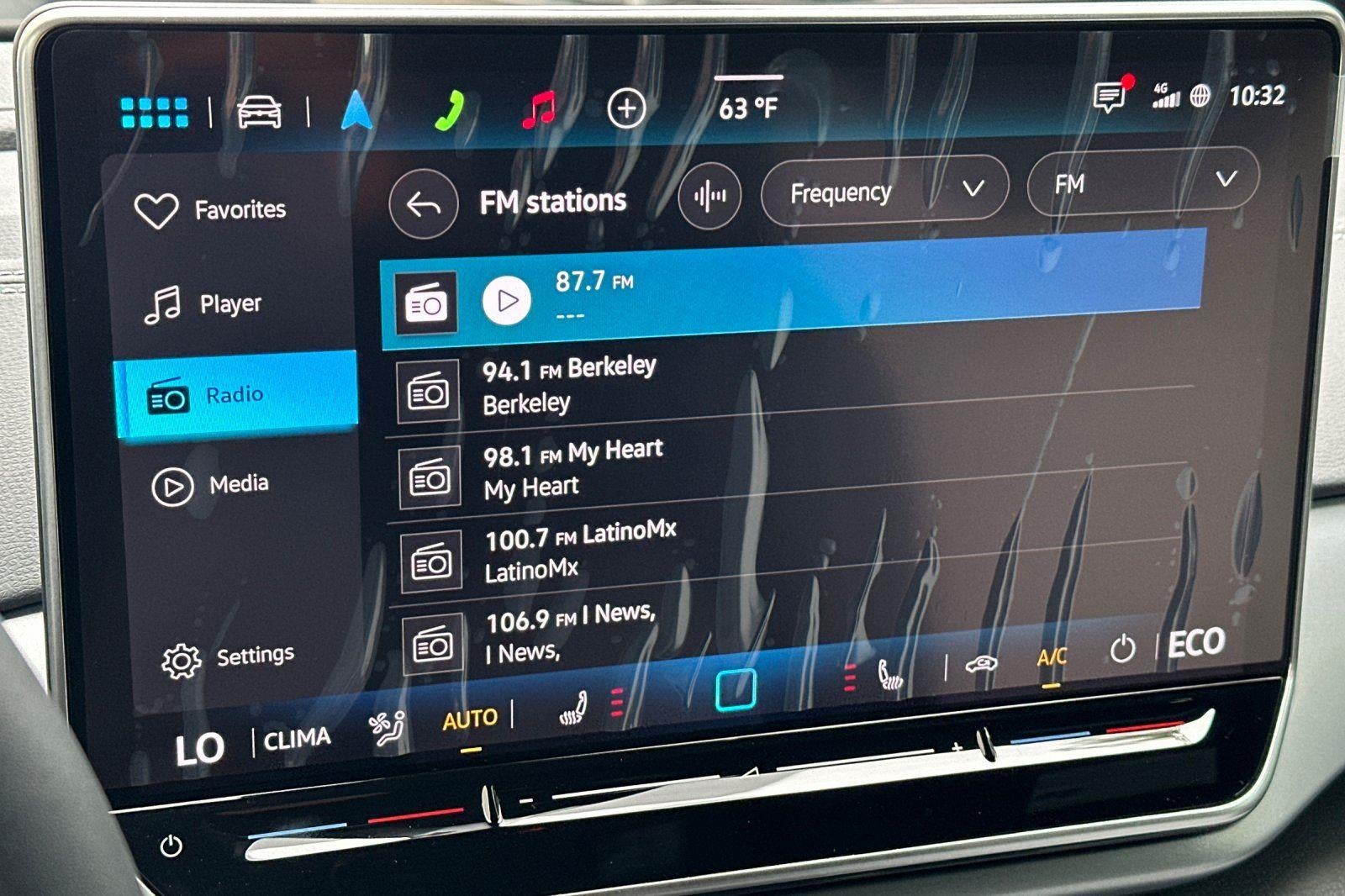 2025 Volkswagen ID.4 Pro