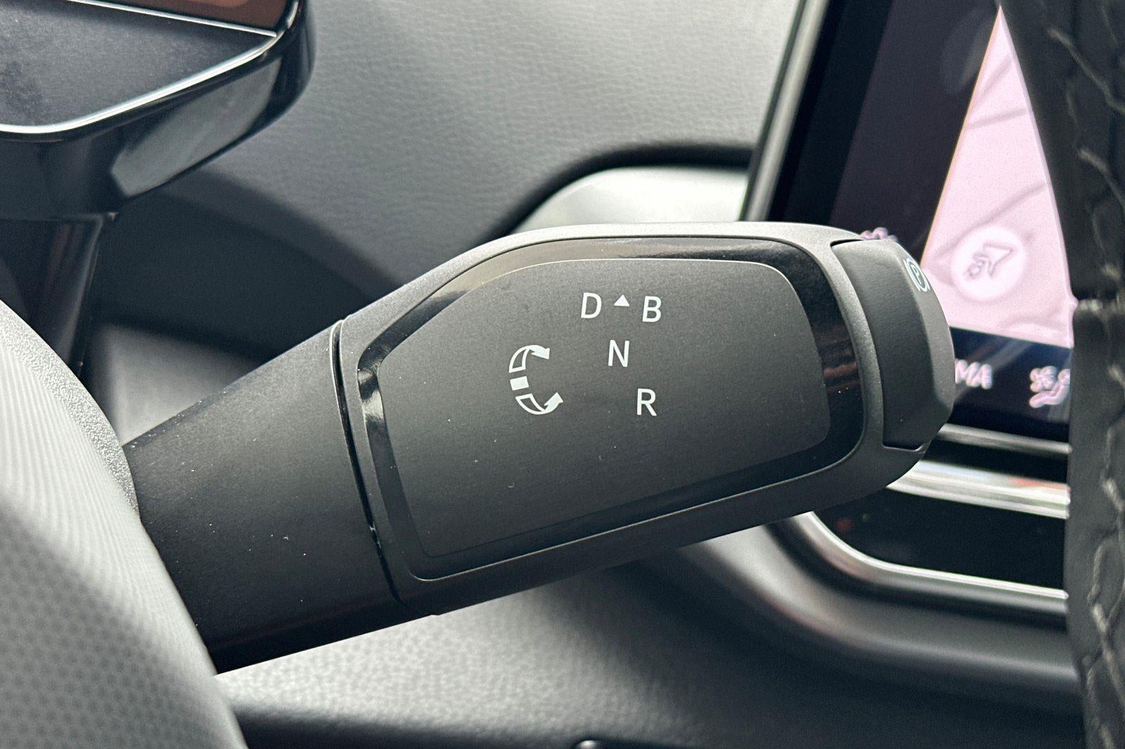 2025 Volkswagen ID.4 Pro