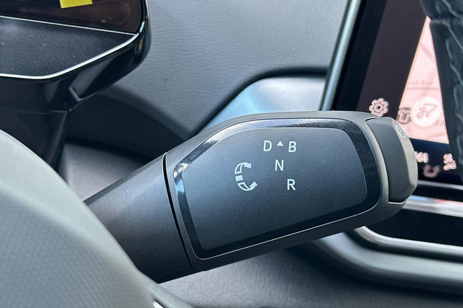 2025 Volkswagen ID.4 Pro