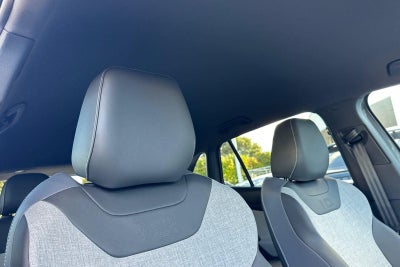 2025 Volkswagen ID.4 Pro