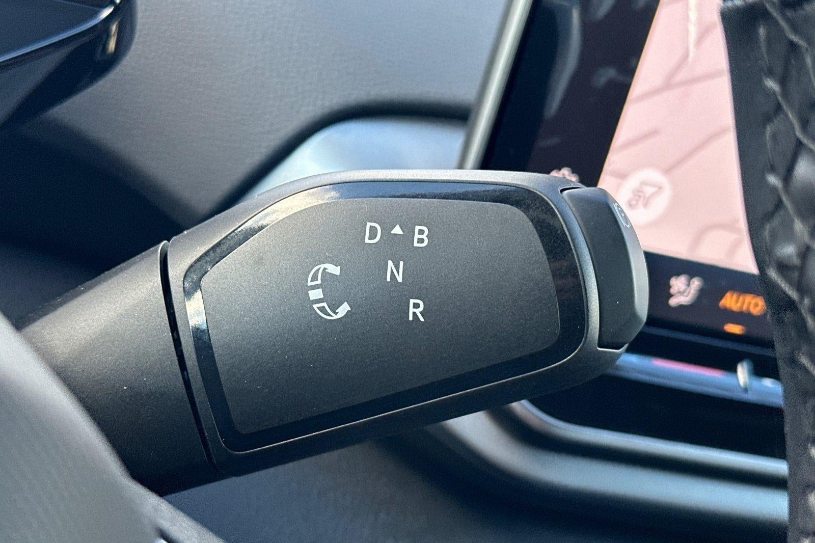 2025 Volkswagen ID.4 Pro