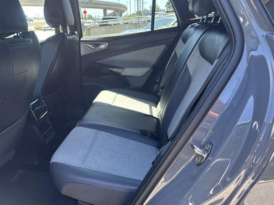 2023 Volkswagen ID.4 Pro