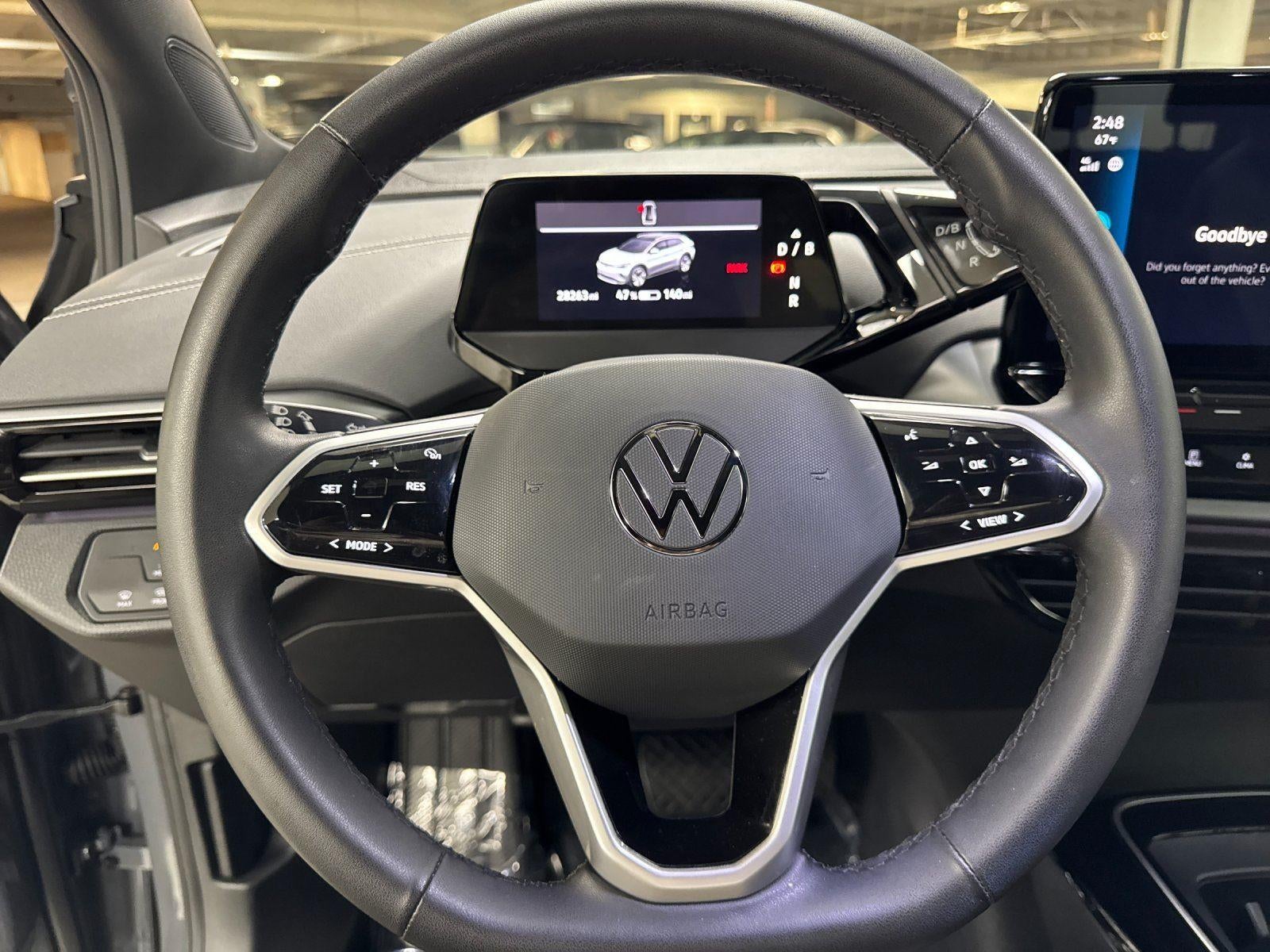 2023 Volkswagen ID.4 Pro