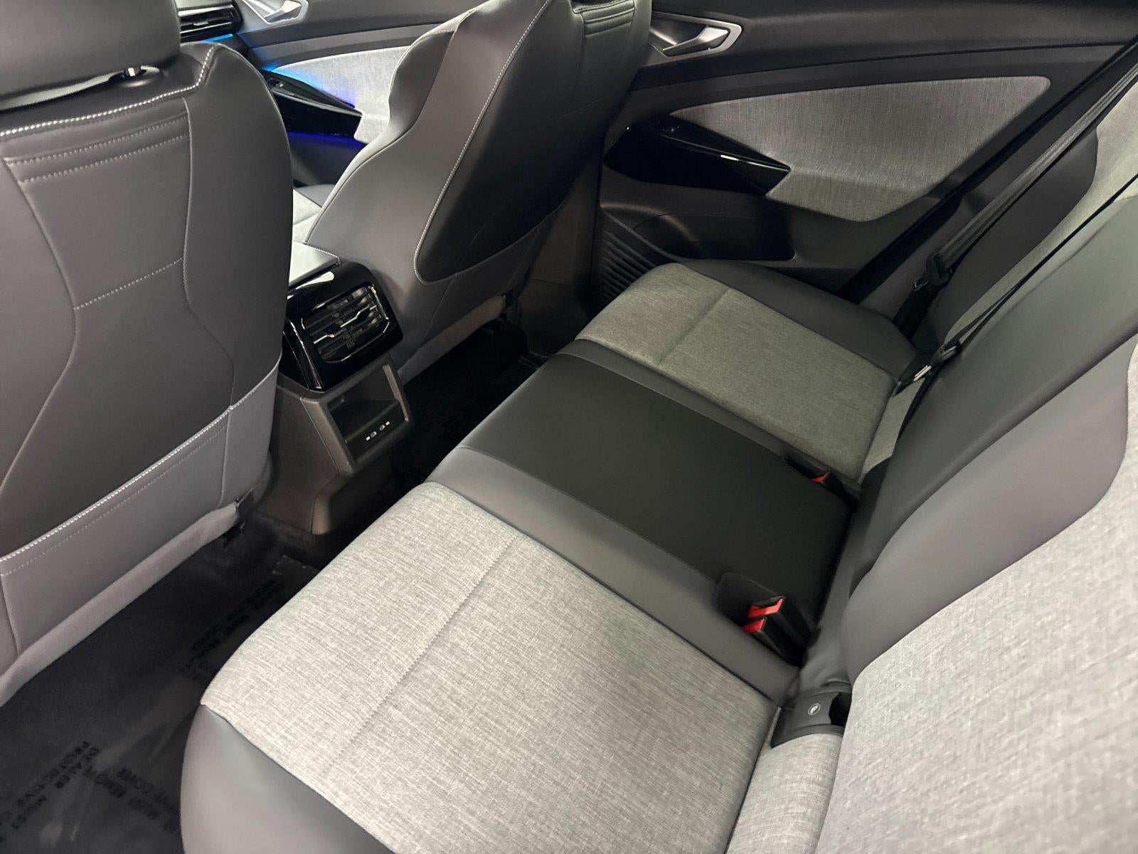 2023 Volkswagen Id.4 Pro