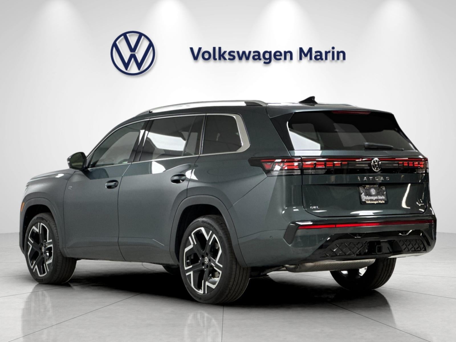 2027 Volkswagen Atlas SEL Premium R-Line
