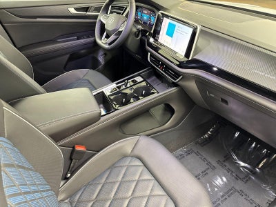2026 Volkswagen Atlas Cross Sport 2.0T SEL Premium R-Line