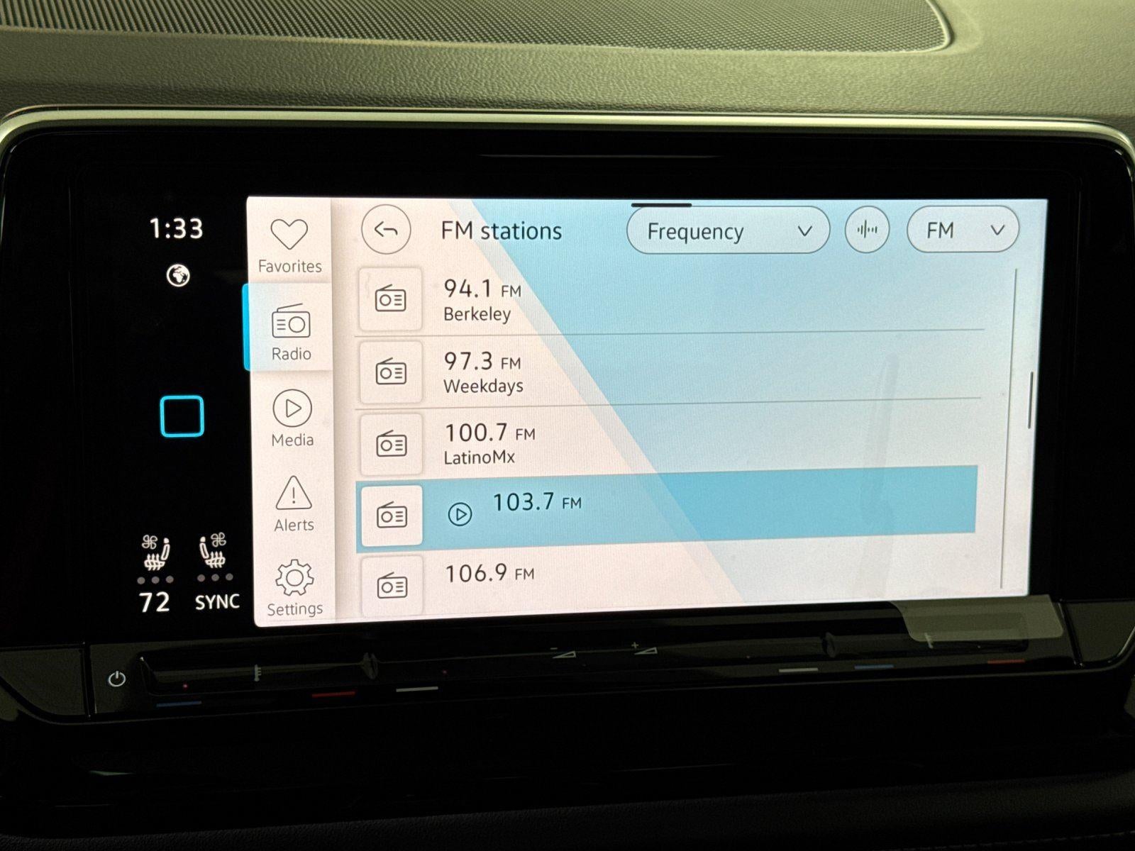 2026 Volkswagen Atlas Cross Sport 2.0T SEL Premium R-Line