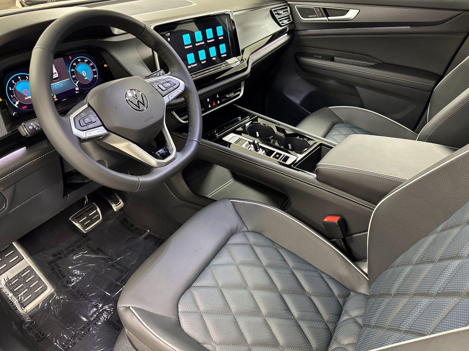 2026 Volkswagen Atlas Cross Sport 2.0T SEL Premium R-Line