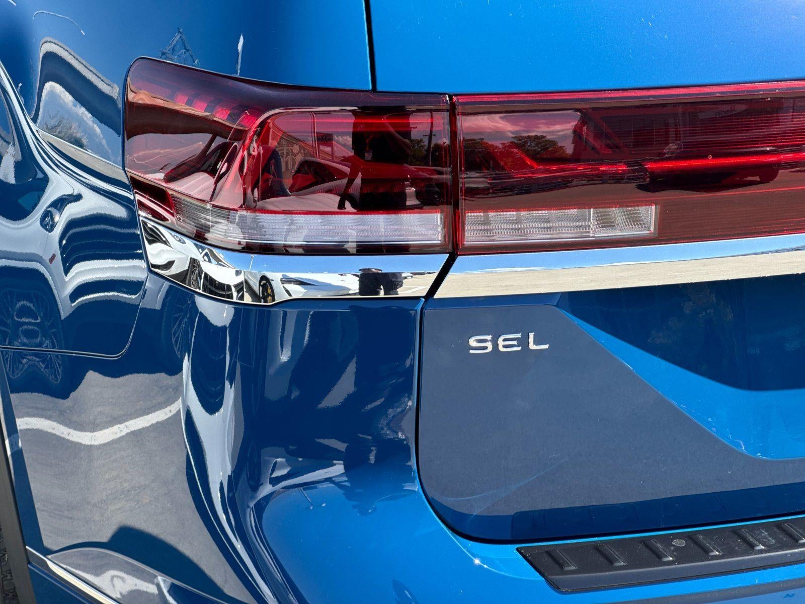 2026 Volkswagen Atlas 2.0T SEL Premium R-Line