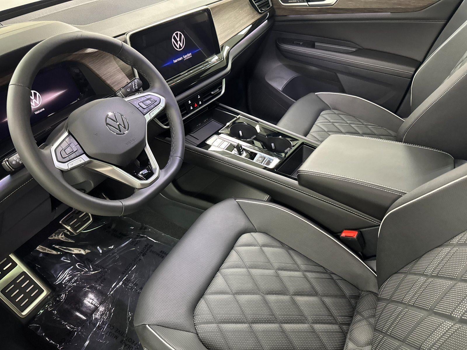 2026 Volkswagen Atlas 2.0T SEL Premium R-Line