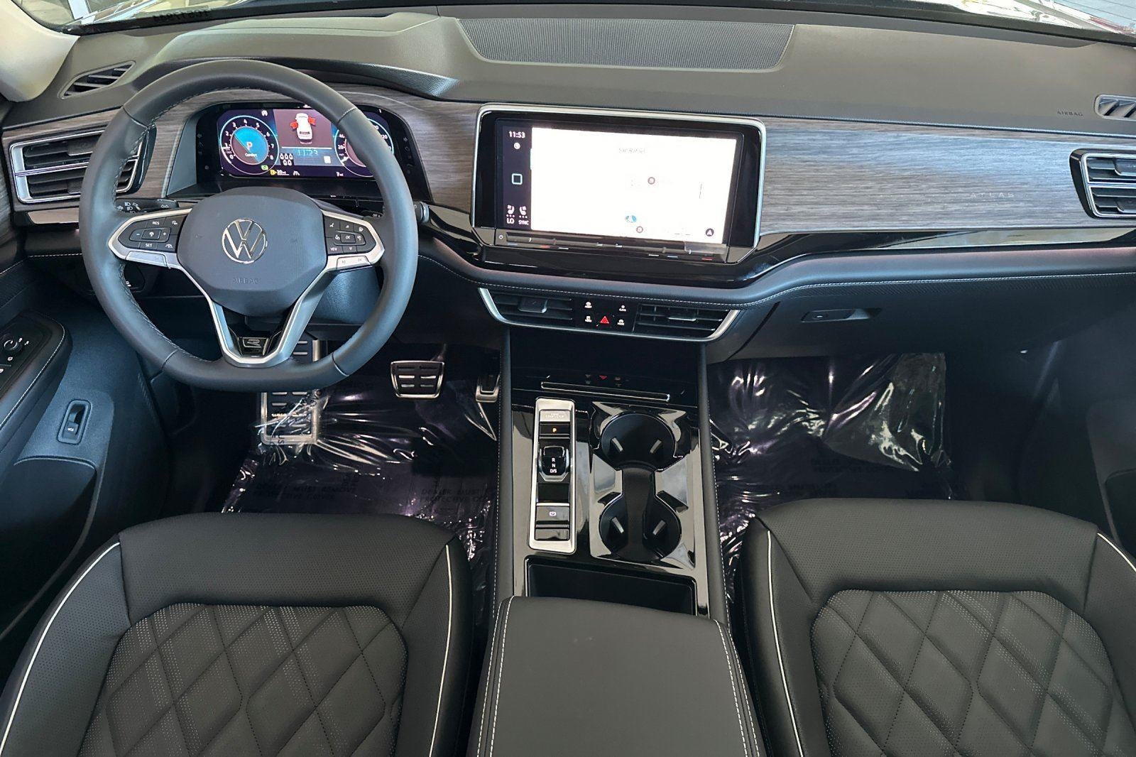 2026 Volkswagen Atlas 2.0T SEL Premium R-Line