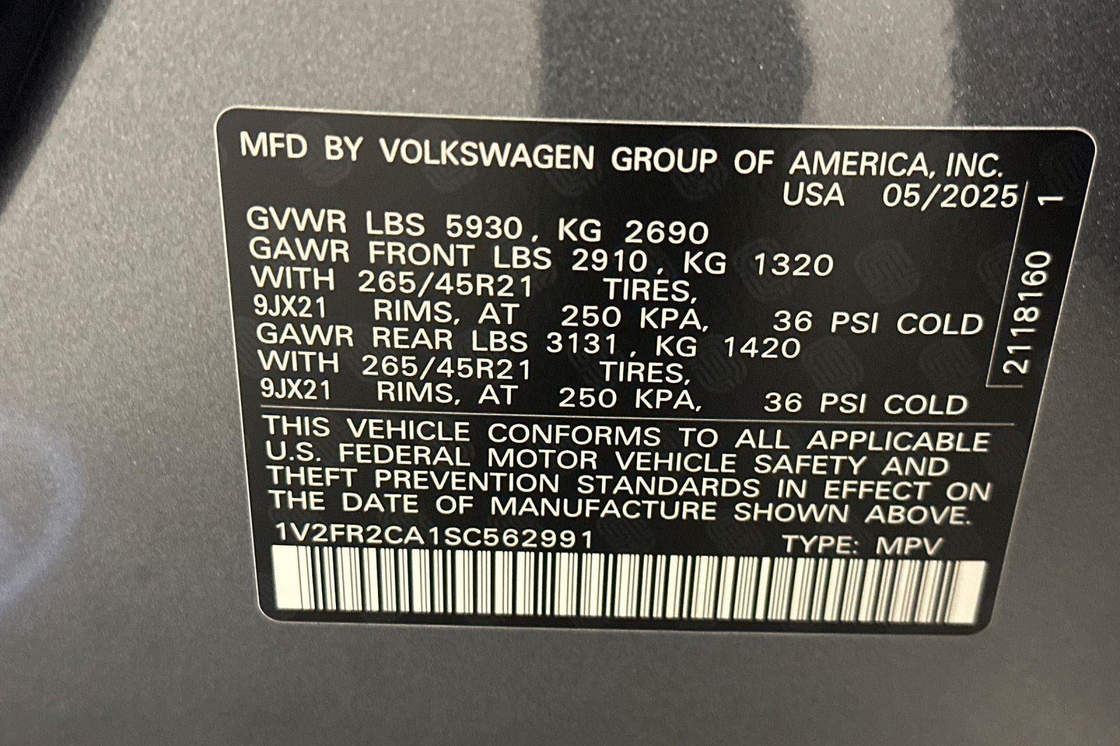 2025 Volkswagen Atlas 2.0T SEL Premium R-Line