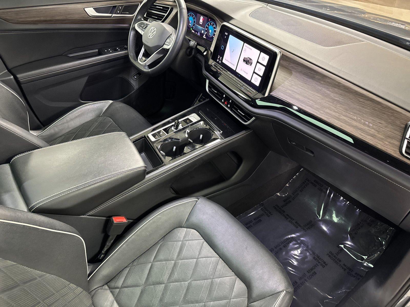 2024 Volkswagen Atlas 2.0T SEL Premium R-Line
