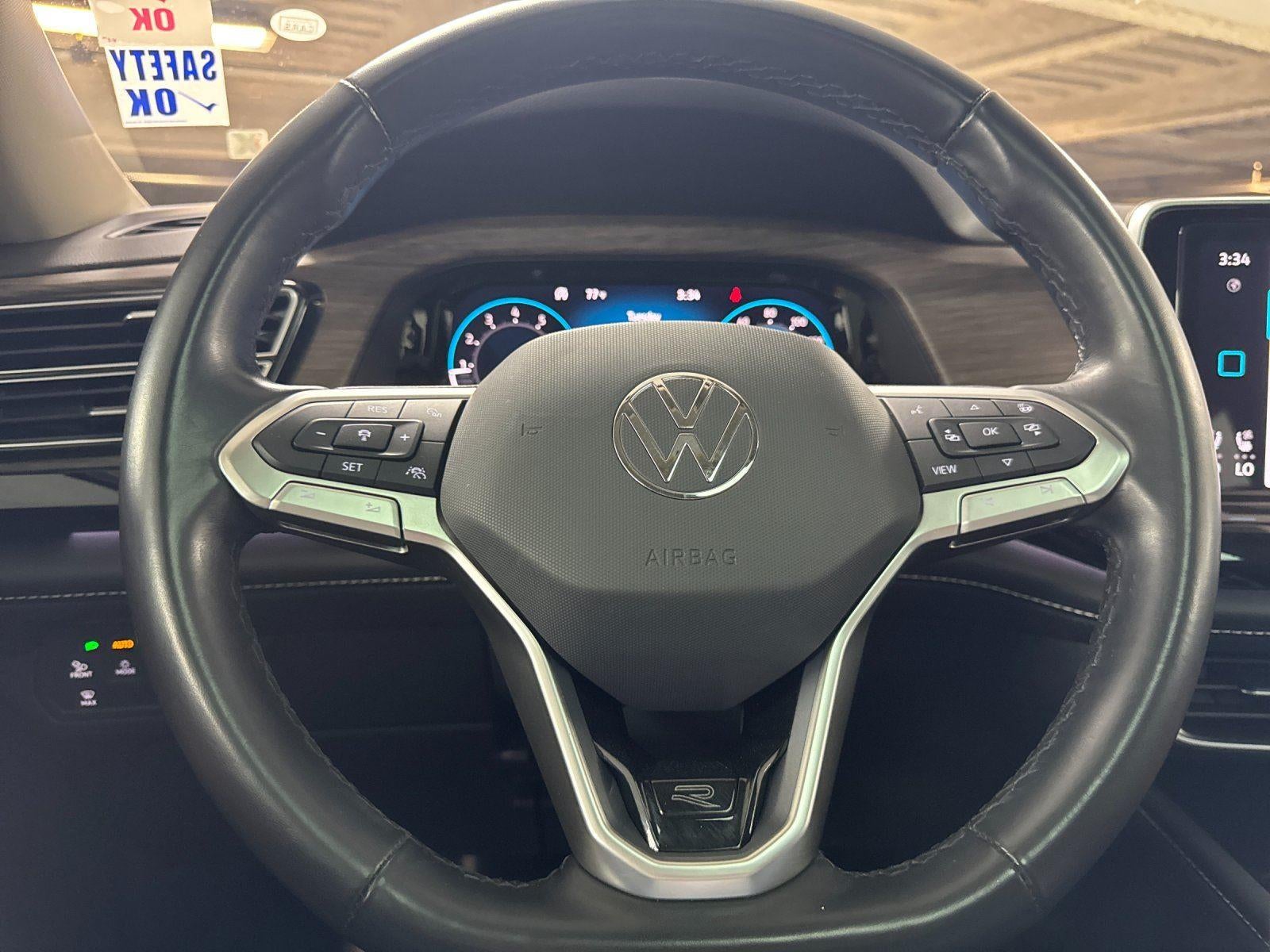 2024 Volkswagen Atlas 2.0T SEL Premium R-Line