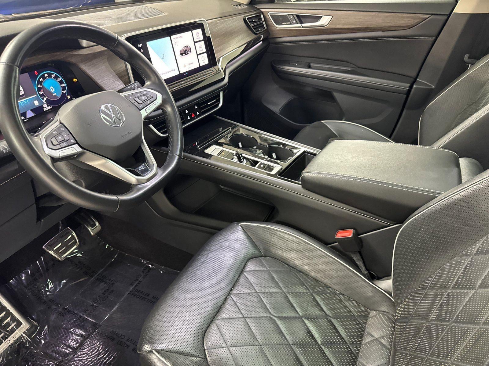 2024 Volkswagen Atlas 2.0T SEL Premium R-Line