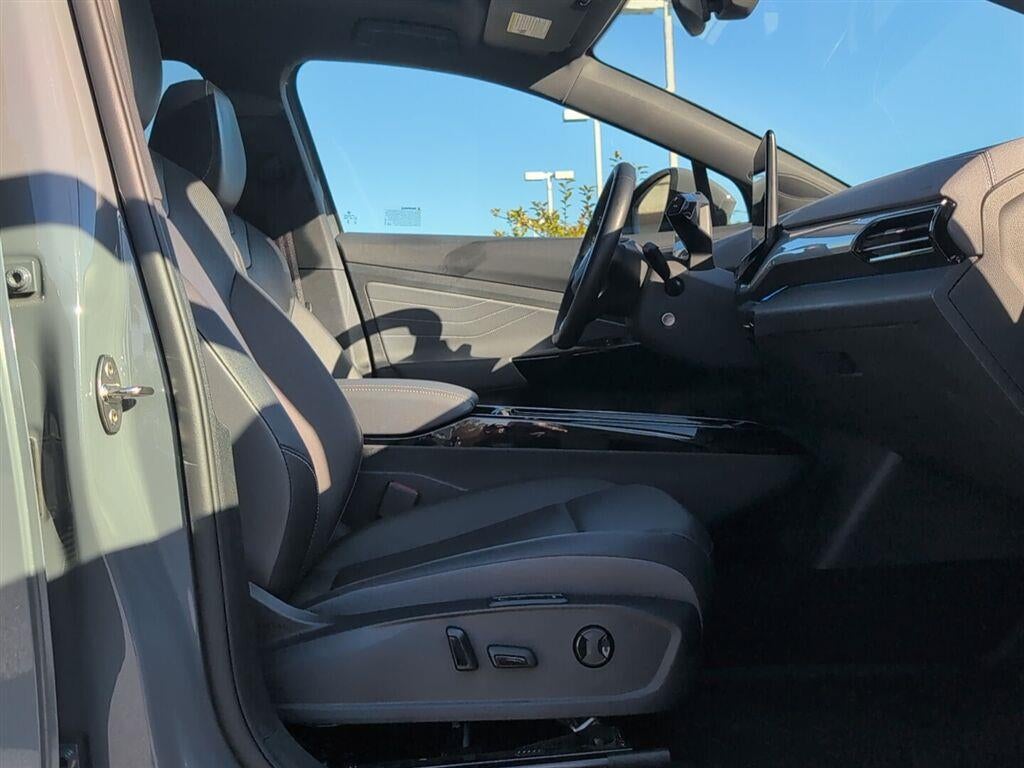 2023 Volkswagen Id.4 Pro S Plus