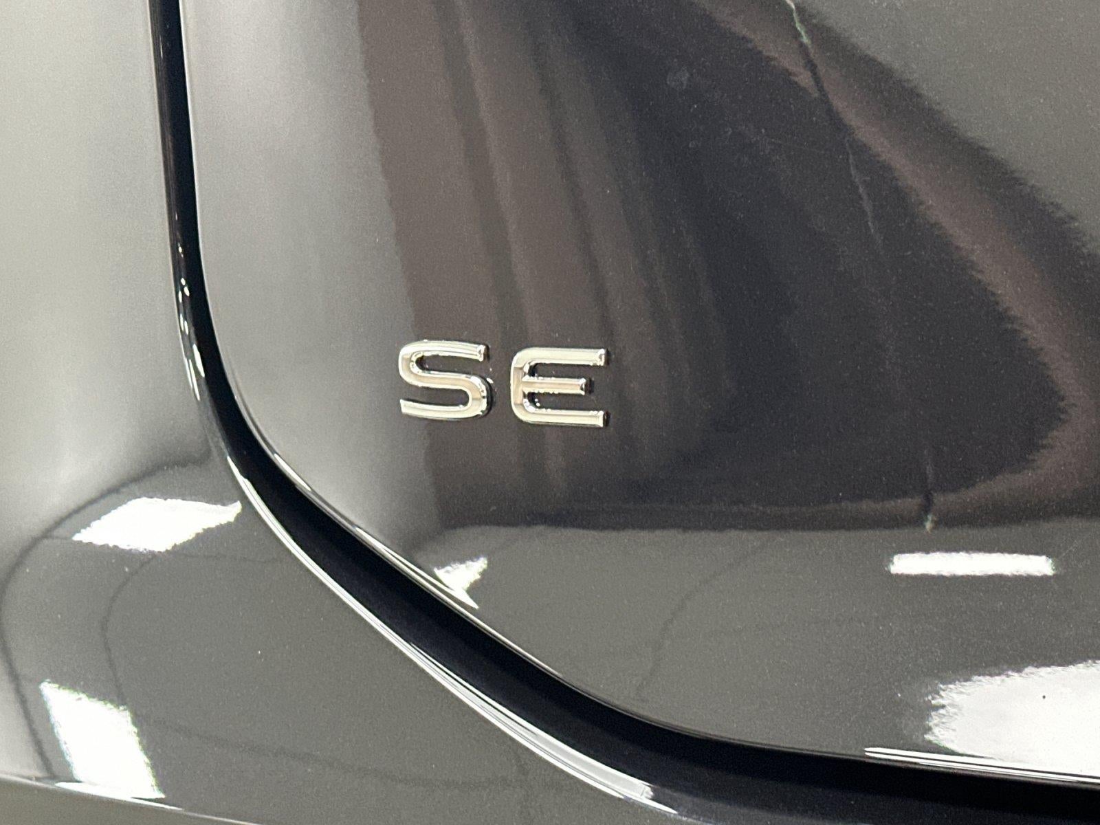 2027 Volkswagen Atlas SE w/Technology