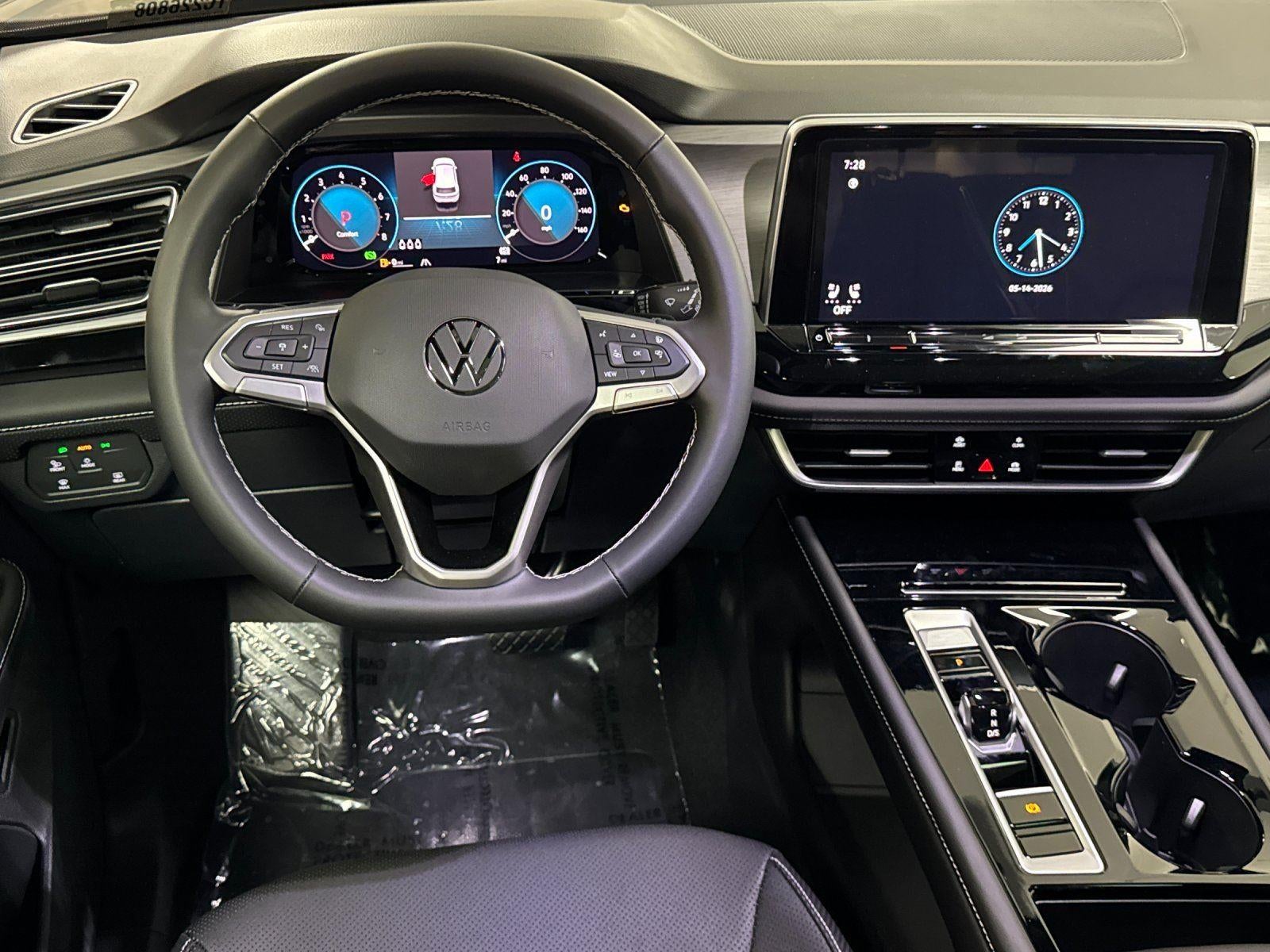 2026 Volkswagen Atlas Cross Sport 2.0T SE w/Technology