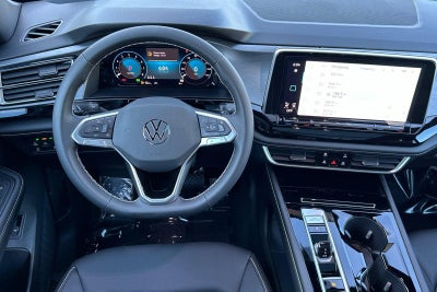 2026 Volkswagen Atlas Cross Sport 2.0T SE w/Technology