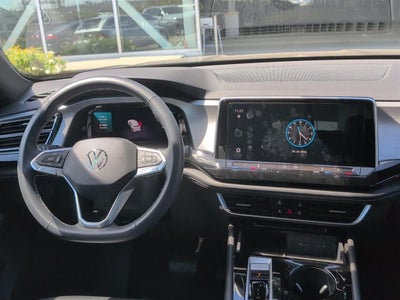 2024 Volkswagen Atlas Cross Sport 2.0T SE w/Technology