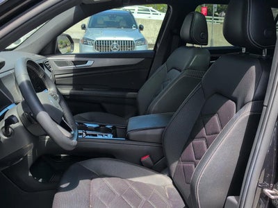 2024 Volkswagen Atlas Cross Sport 2.0T SE w/Technology