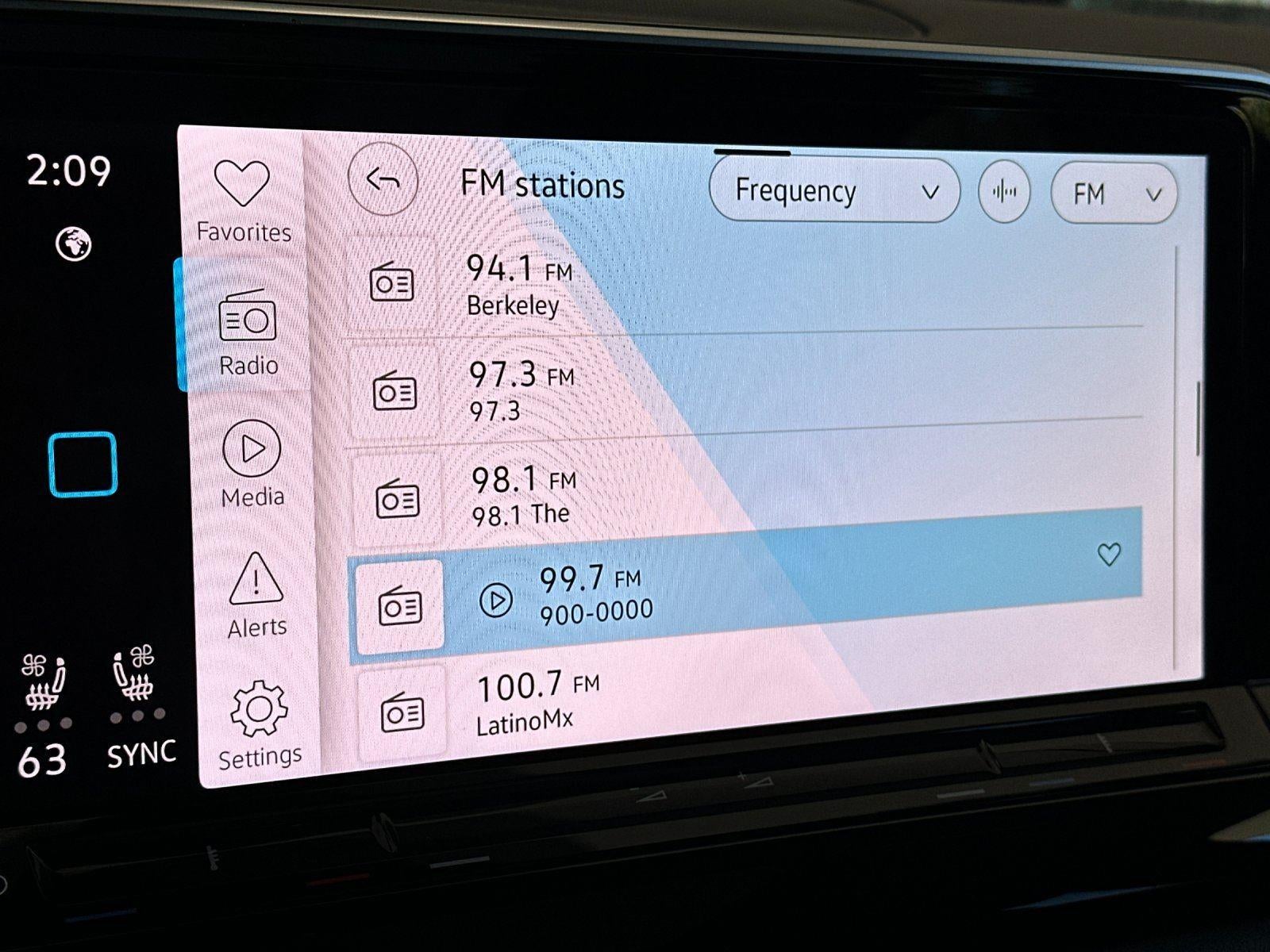 2024 Volkswagen Atlas Cross Sport 2.0T SE w/Technology