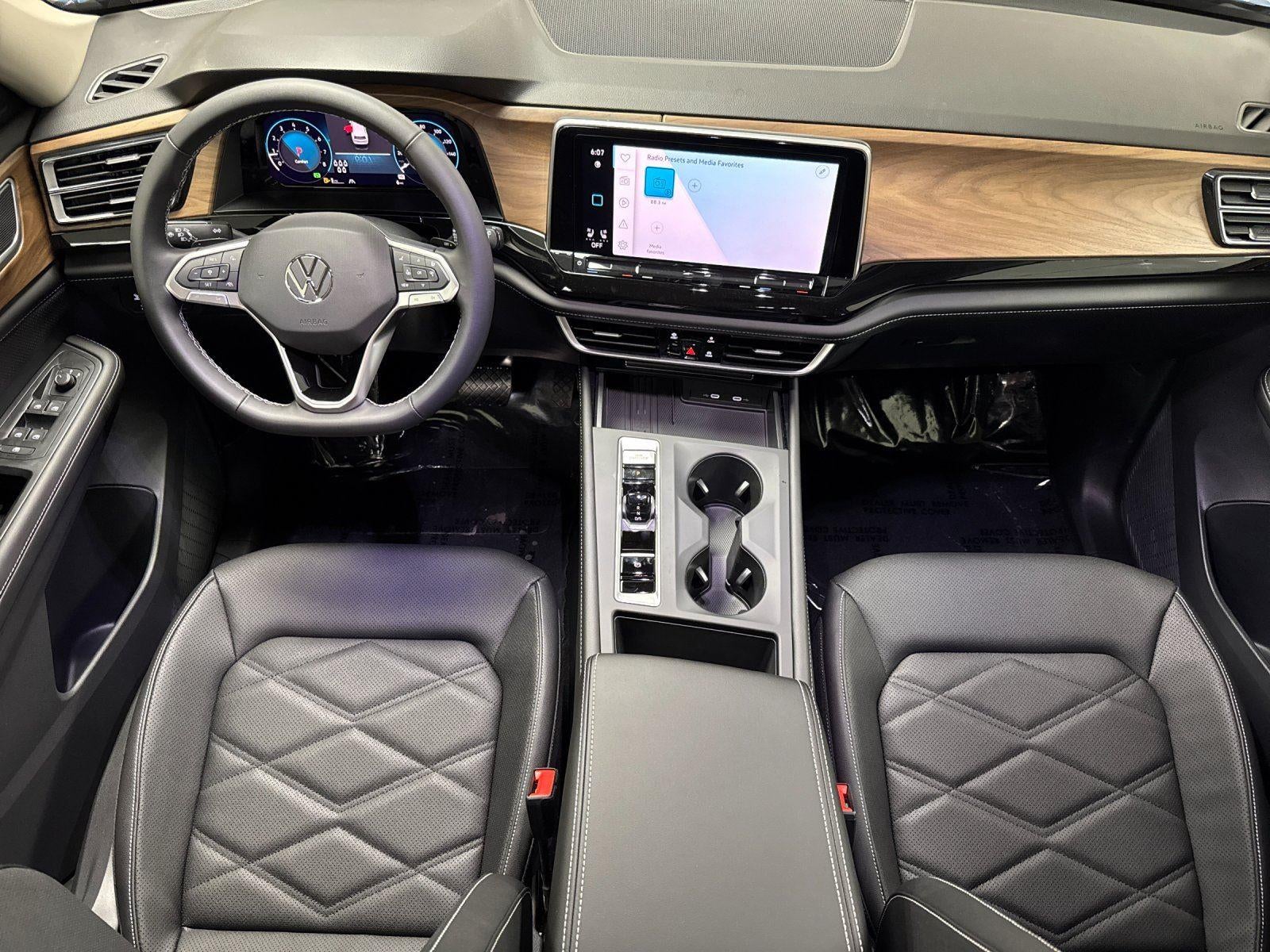 2026 Volkswagen Atlas 2.0T SE