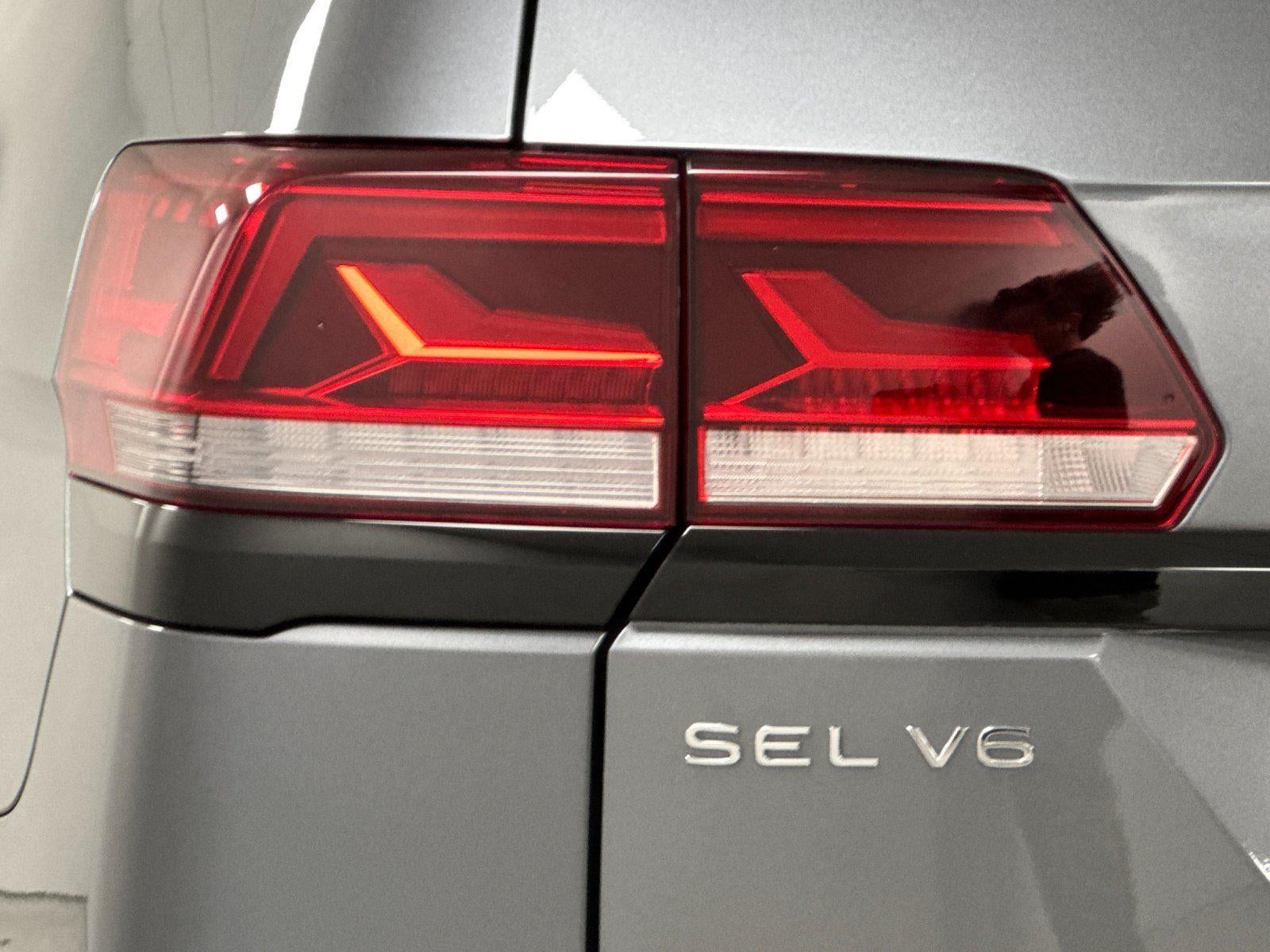 2023 Volkswagen Atlas 3.6L V6 SEL R-Line Black