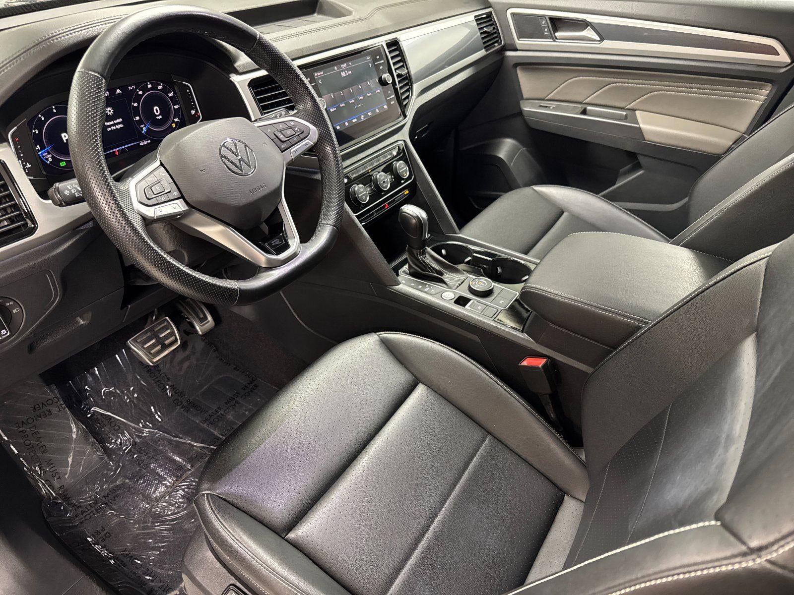 2023 Volkswagen Atlas 3.6L V6 SEL R-Line Black