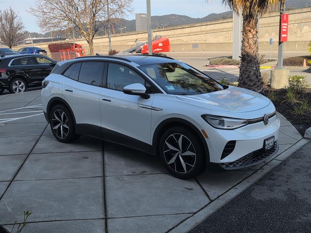 2023 Volkswagen ID.4 Pro